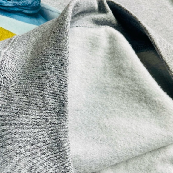 RIP Bob Beetlejuice Crewneck Sweatshirt - Picture 8 of 9